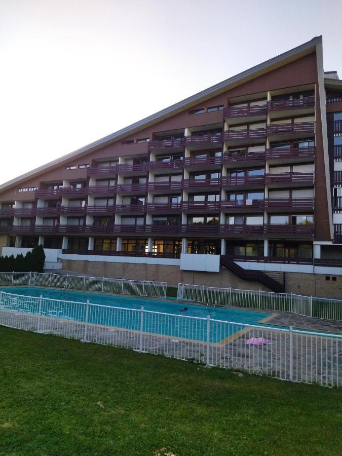 Studio Le Lacuzon Avec Piscine Et Tennis Exterieurs เลรูส ภายนอก รูปภาพ