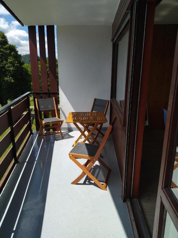 Studio Le Lacuzon Avec Piscine Et Tennis Exterieurs เลรูส ภายนอก รูปภาพ